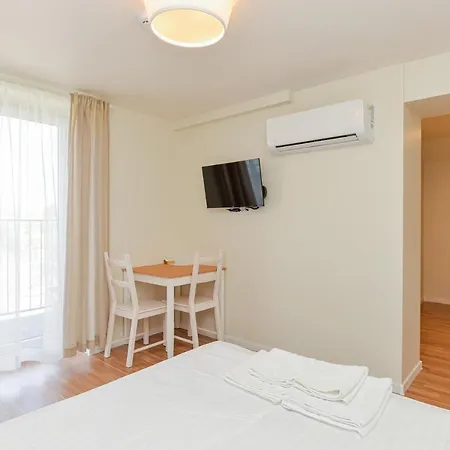 Lägenhet Liepu Apartamentai *