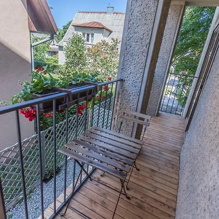Liepu Apartamentai Lägenhet *